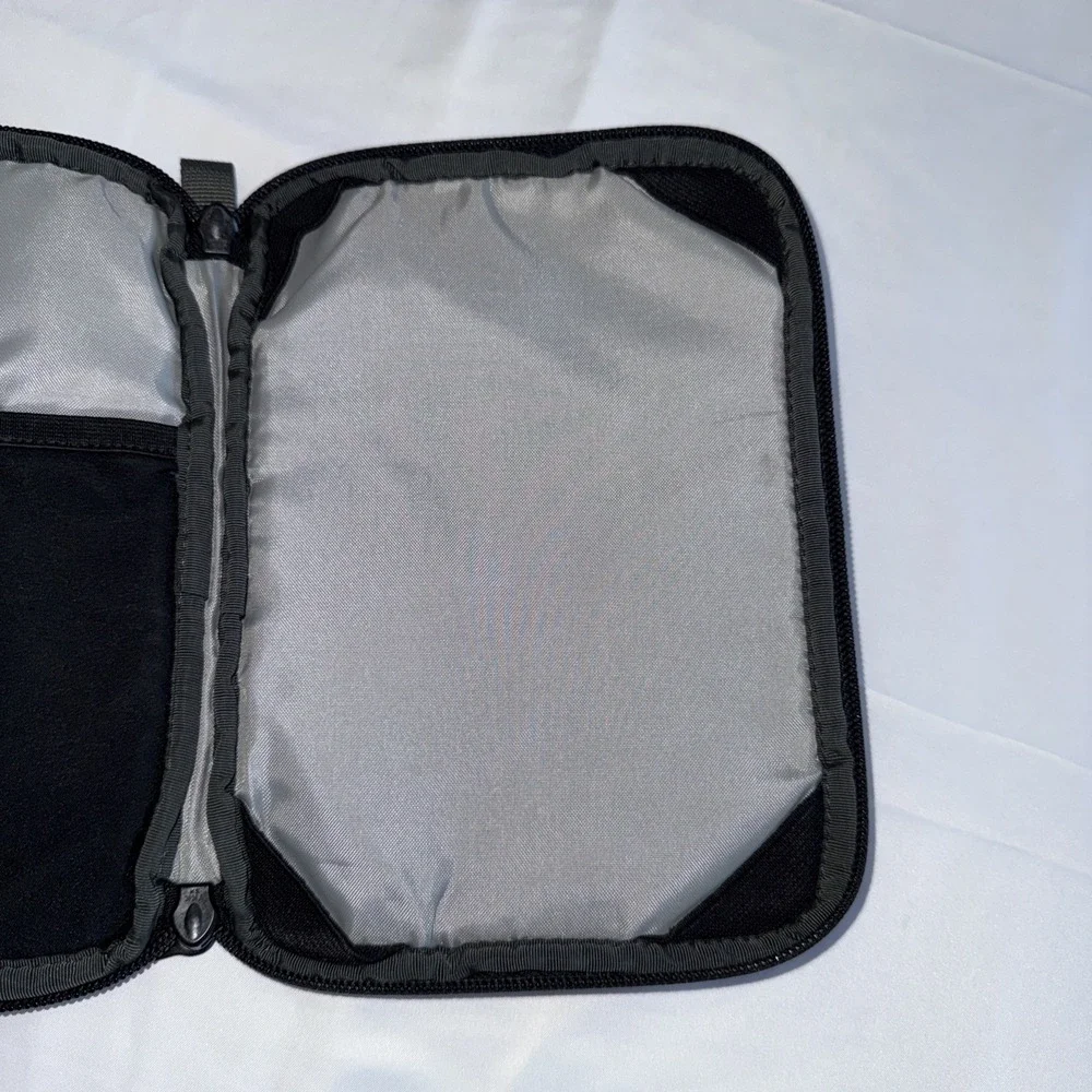 Patagonia Padded Tablet Case Black Zip Around Accessory 9x7 iPad Mini Kindle